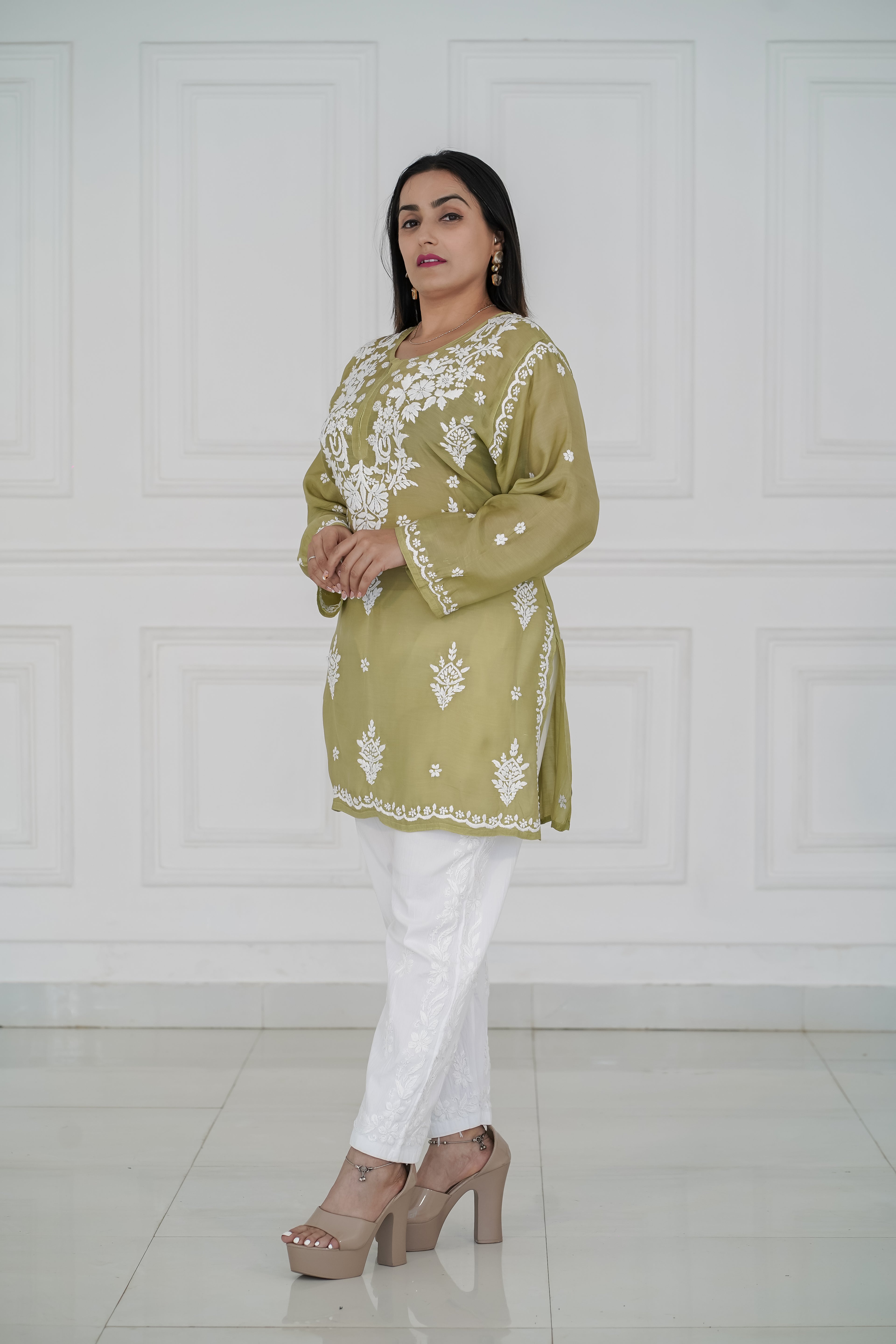 Sage-green muslin kurti 3d chikankari