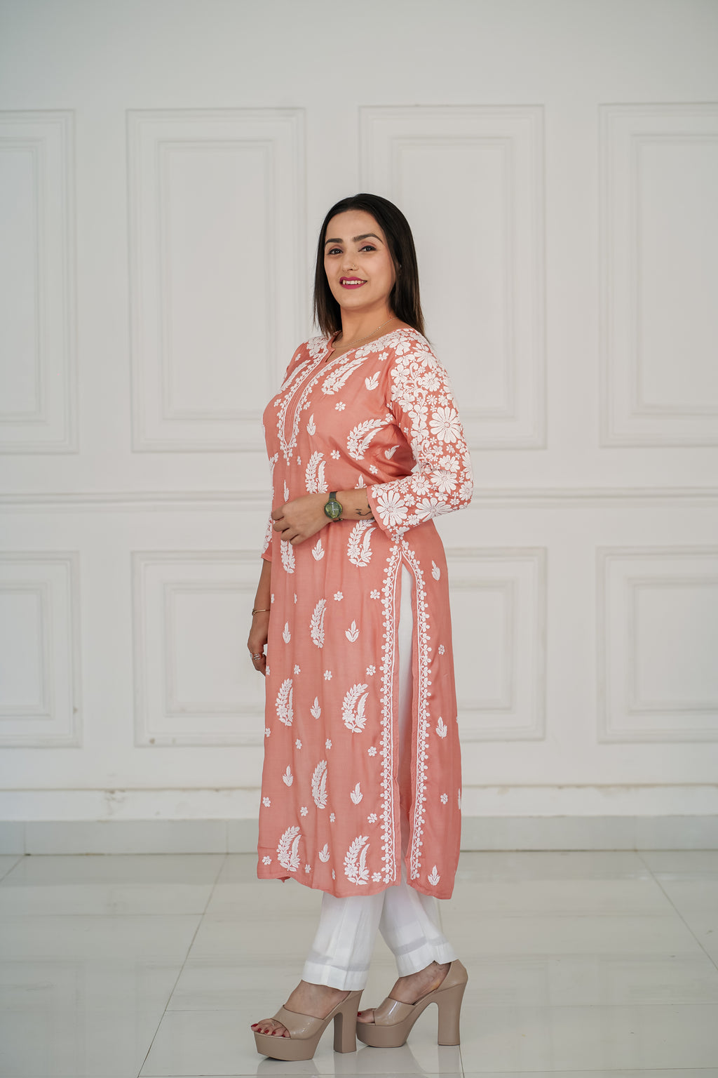 Muslin kurti with 3d chikankari in 2 colours mauve and pastel peach