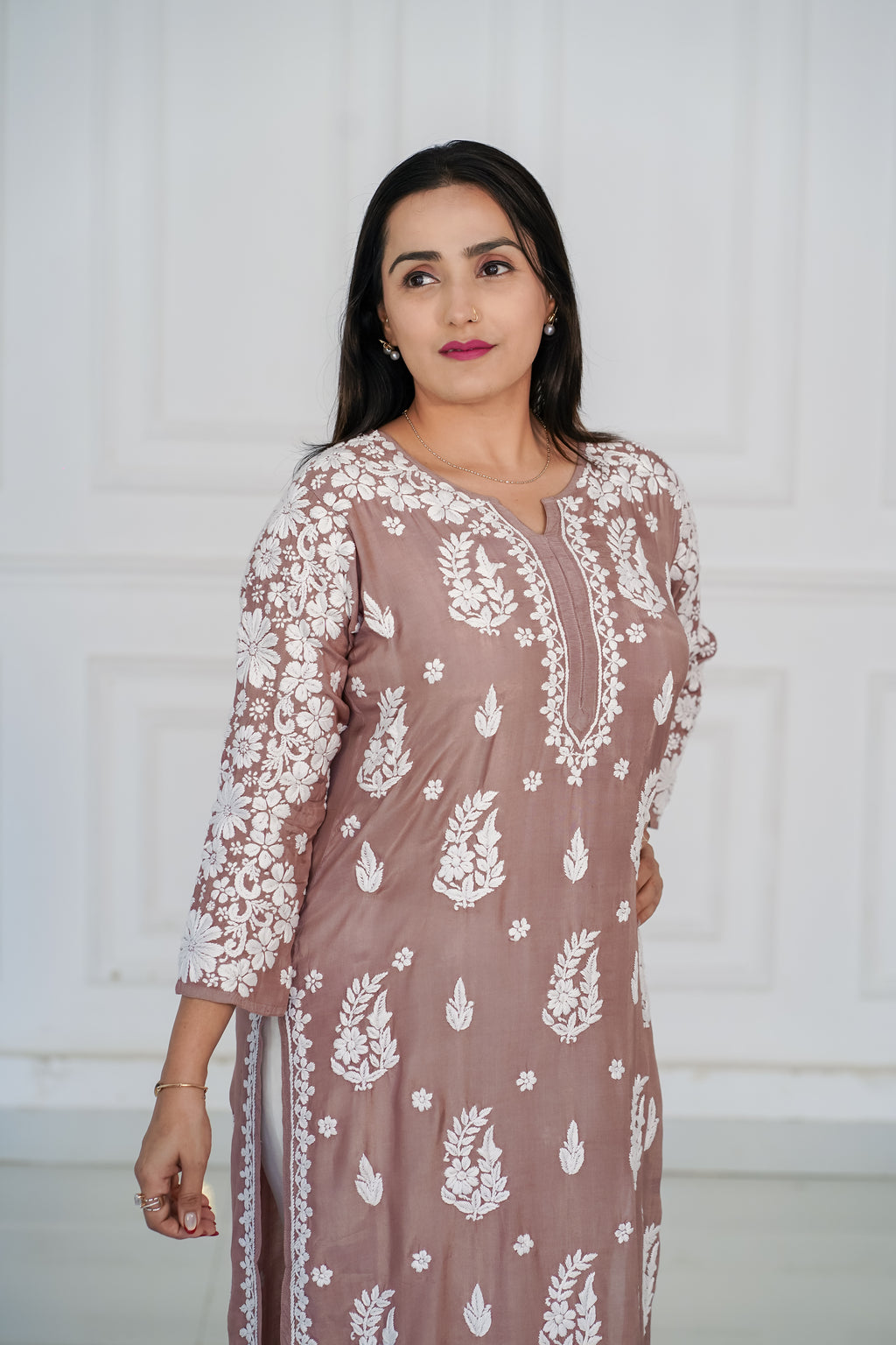 Muslin kurti with 3d chikankari in 2 colours mauve and pastel peach