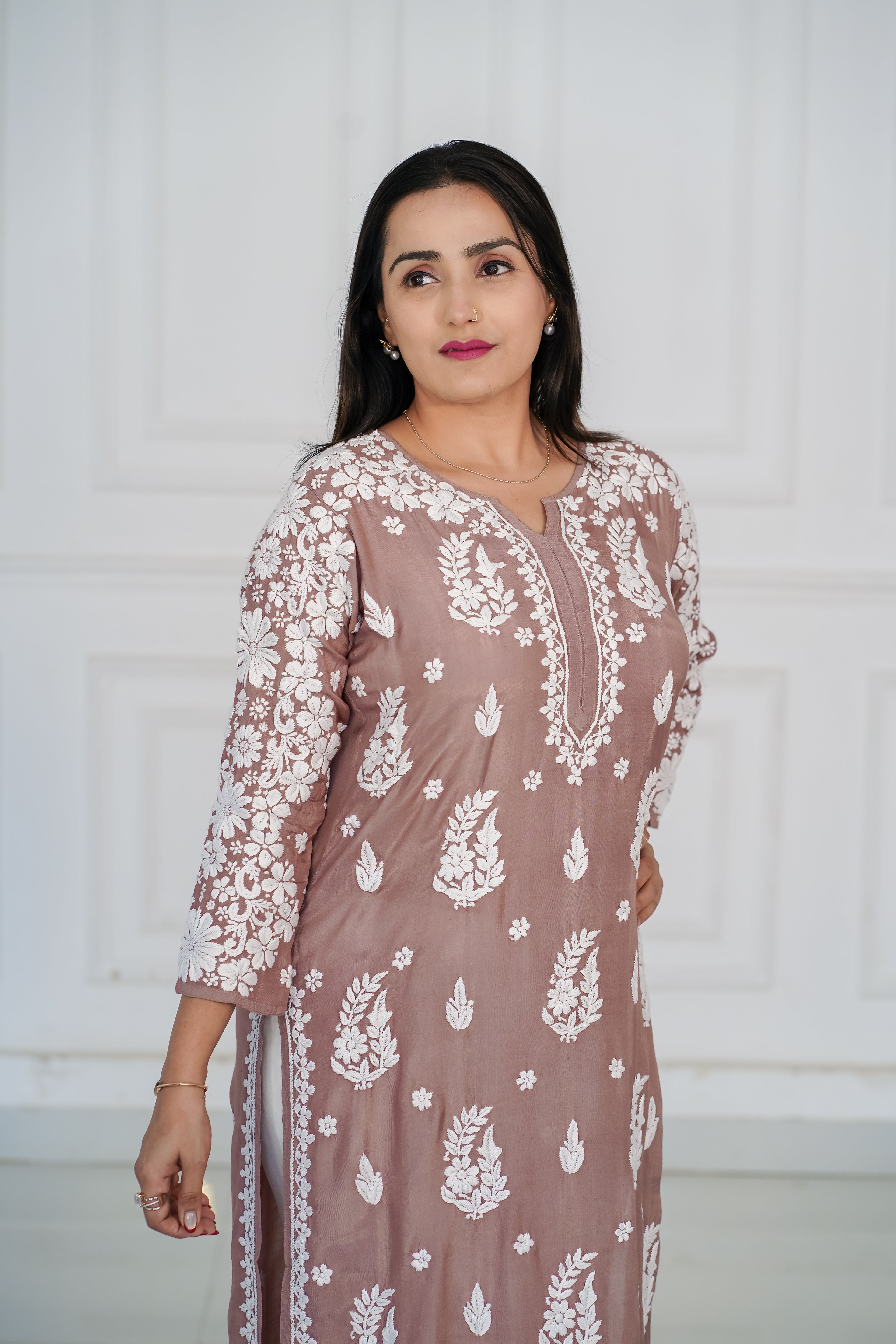Muslin kurti with 3d chikankari in 2 colours mauve and pastel peach